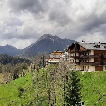 شقة Campo Base Cadore Monolocale Mansarda Con Park Auto E Garage Moto *