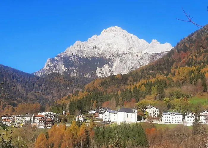 Campo Base Cadore Monolocale Mansarda Con Park Auto E Garage Moto Апартаменты