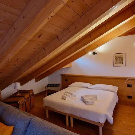 Campo Base Cadore Monolocale Mansarda Con Park Auto E Garage Moto Apartmán
